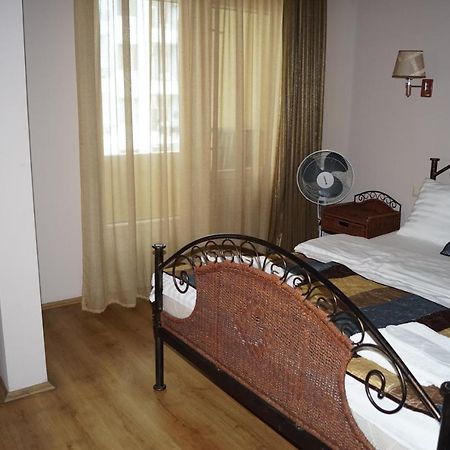 Iar Hotel Batumi Exterior photo