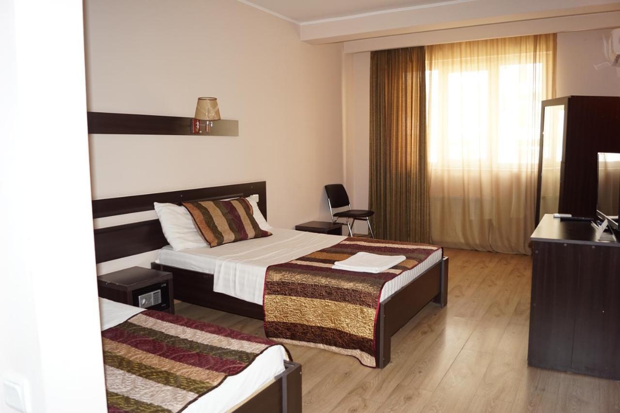 Iar Hotel Batumi Exterior photo